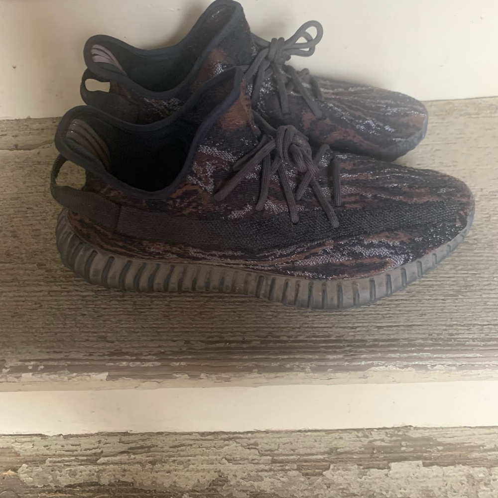 Adidas Yeezy Boost 350 V2
